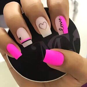 Nails Hearts Press On 24 Stylish Love Matte Square Trendy Sexy Hot Pink Black